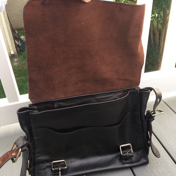 Genuine leather brown laptop shoulder bag - Picture 5 of 8